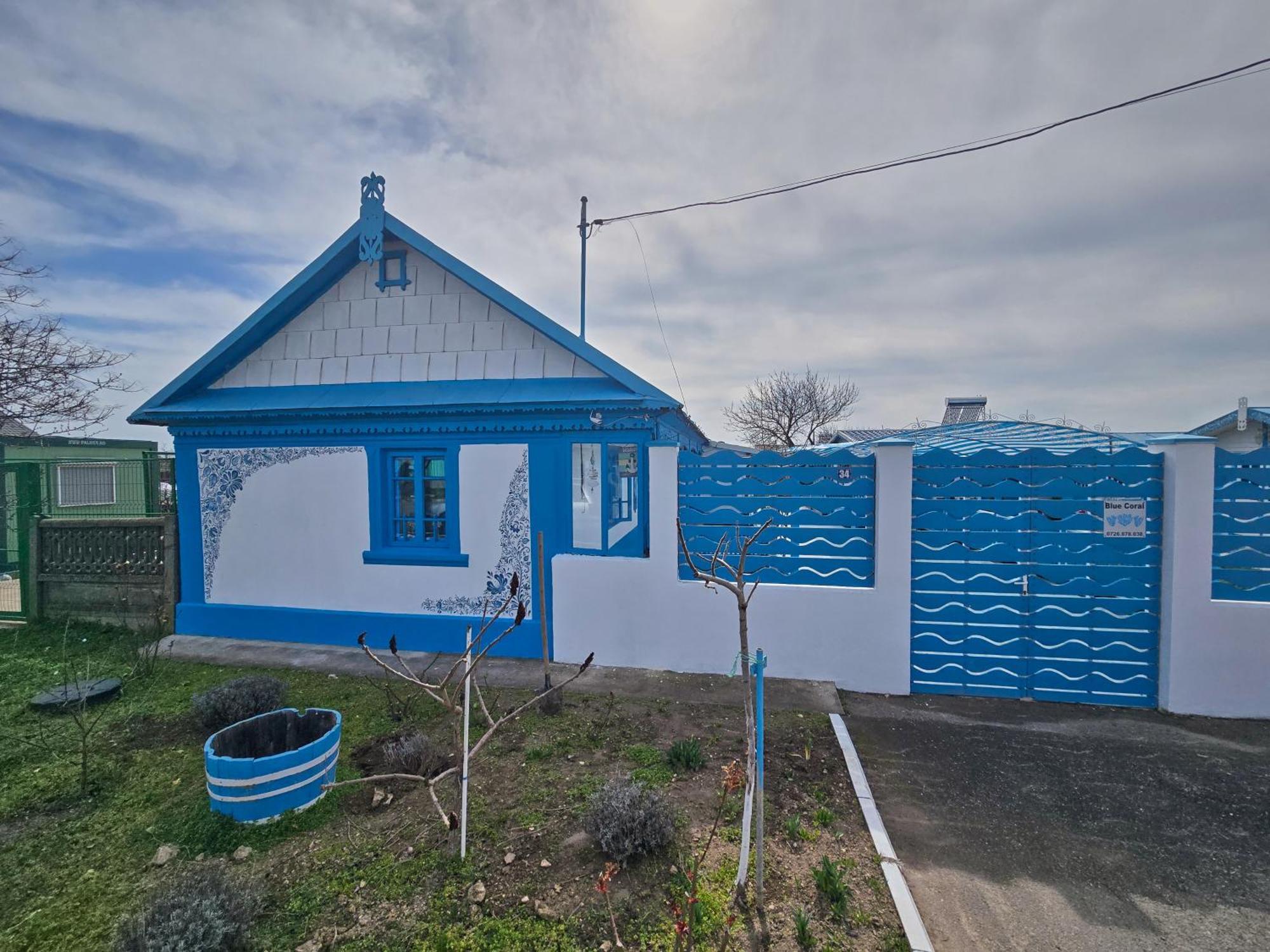 Pensiune Blue Coral Jurilovca Exterior photo